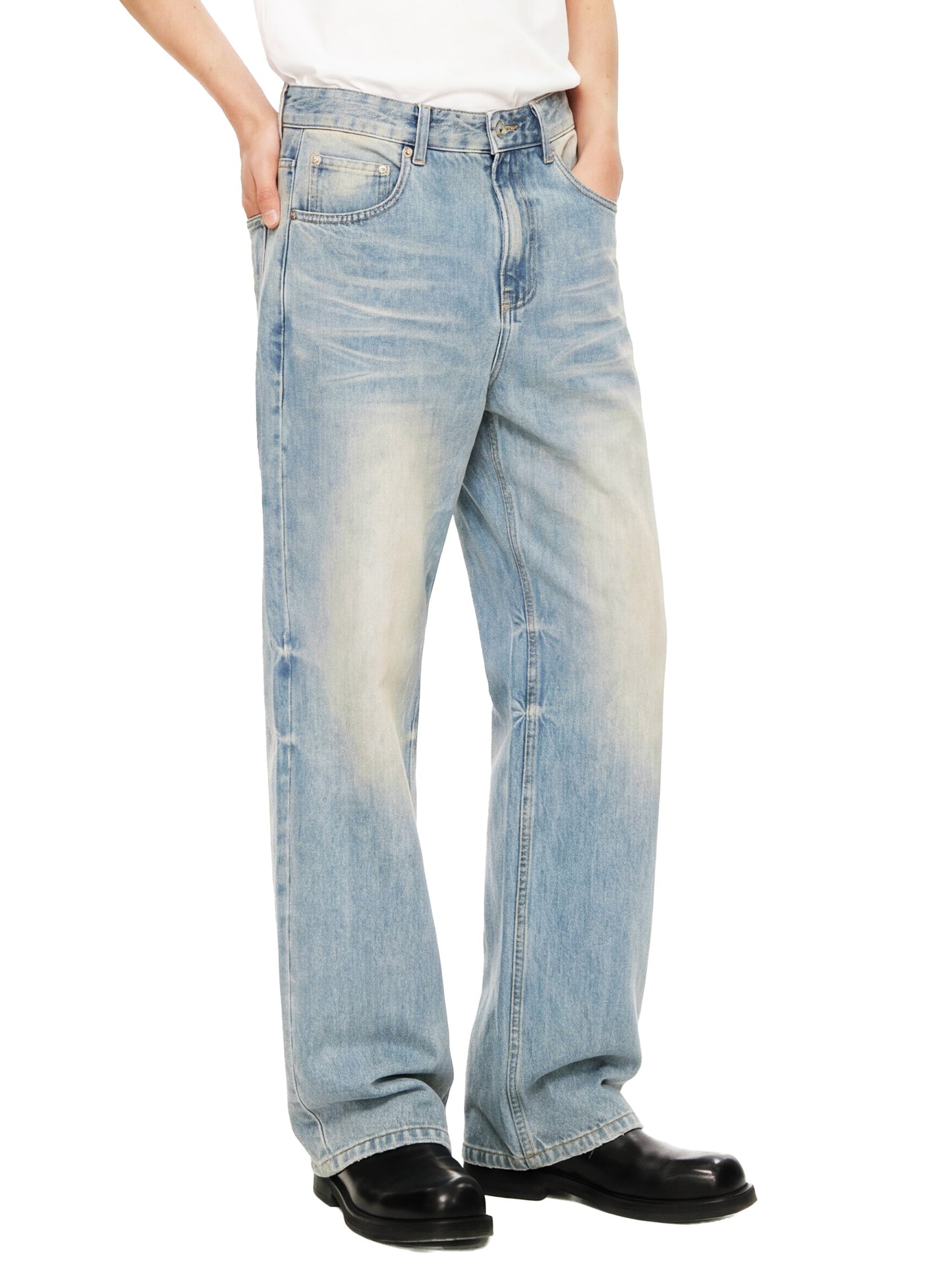 Sun Fade Raw Hem Denim Jeans - Model 5